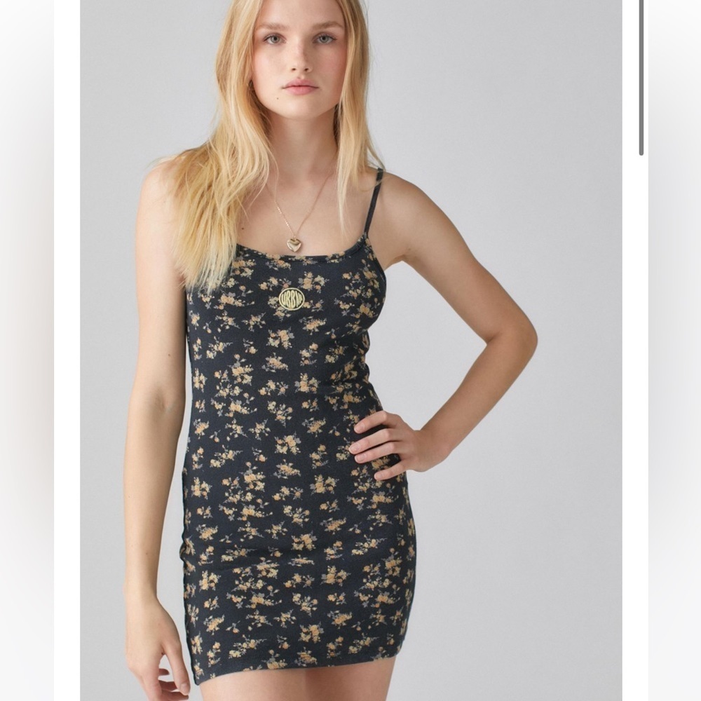URBAN OUTFITTERS UO Orla Floral Mini Dress - NWT Size L Black